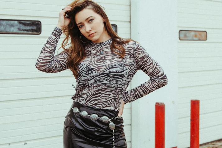Women's Tops