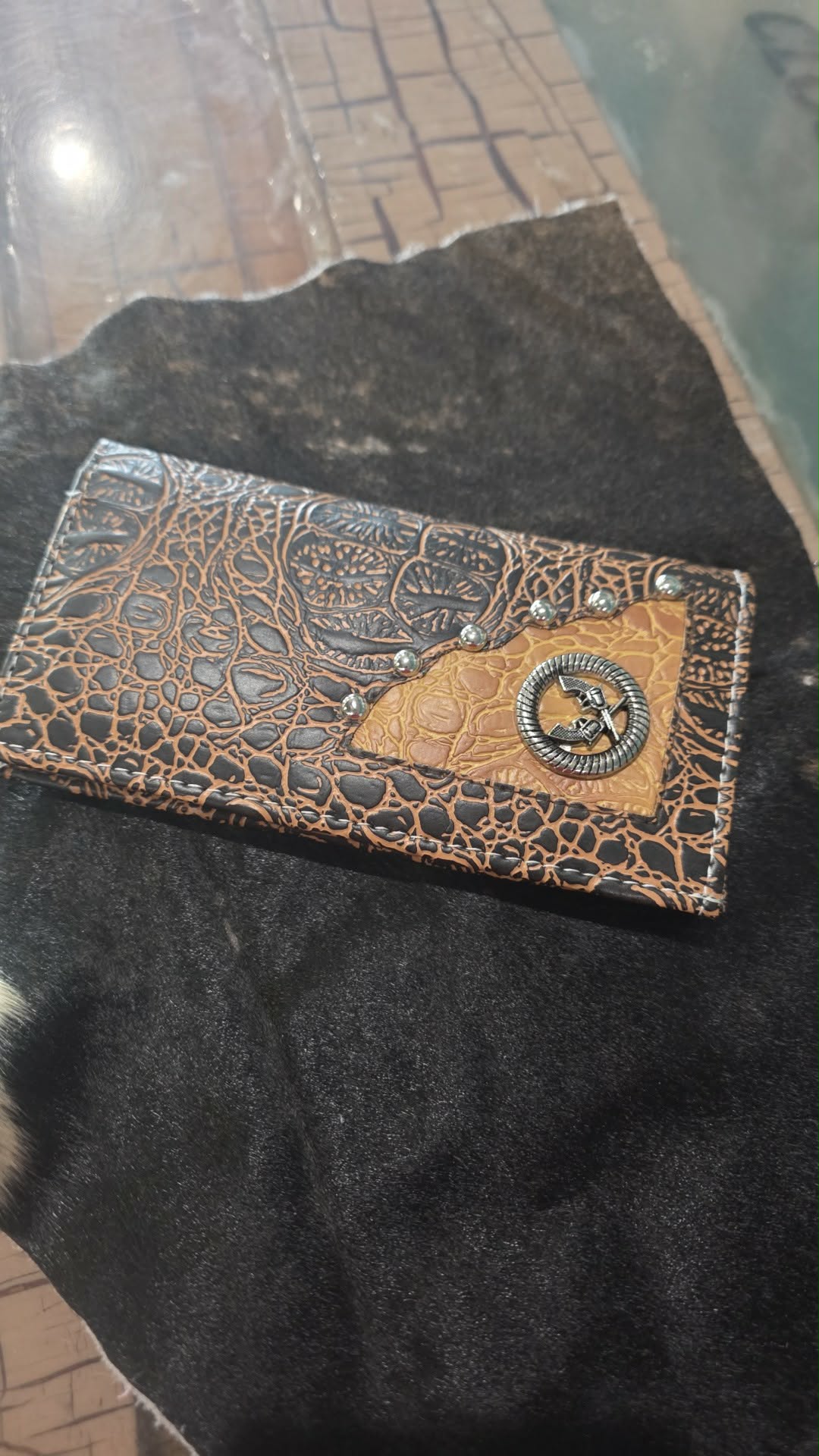 Checkbook Wallets