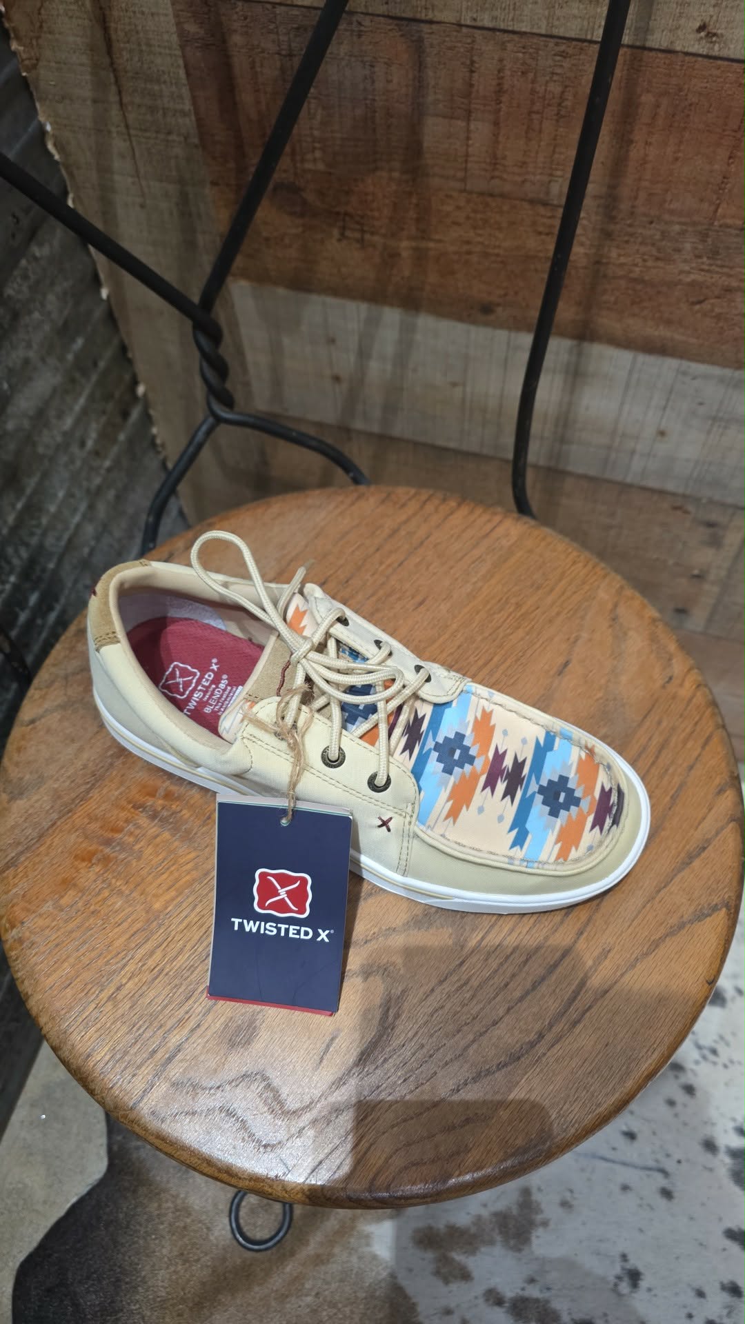 Women's Wheat Kicks